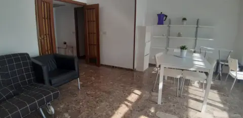 Piso en calle Puerta Nueva