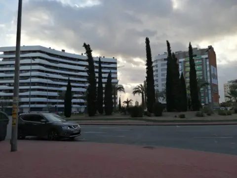 Local comercial en Avenida de Don Juan de Borbón
