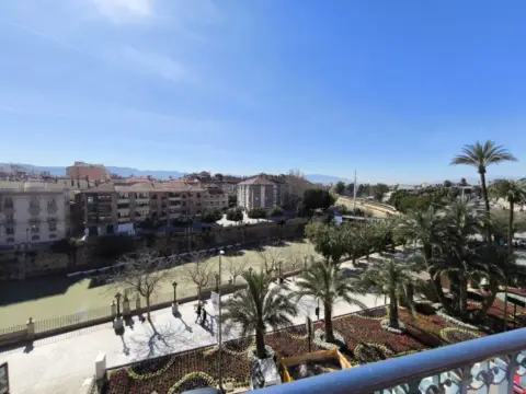 Ático en Plaza de Martínez Tornel