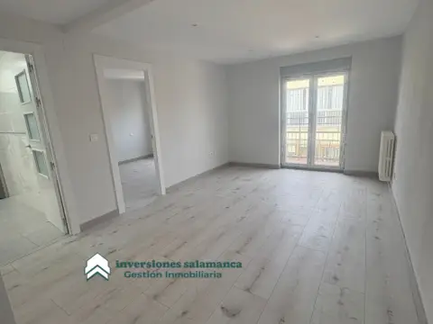 Piso en Paseo de Canalejas