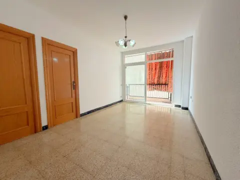 Piso en Carrer de Martí i Codolar