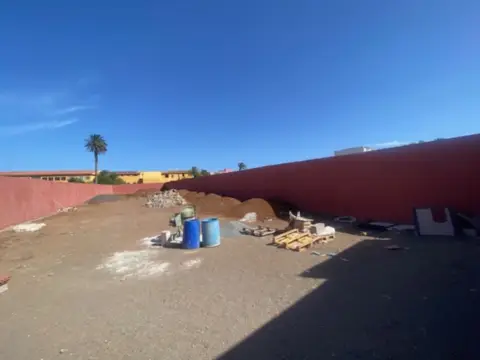 Terreno en calle La Casilla