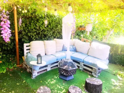 Chalet unifamiliar en Urbanización Lebratos