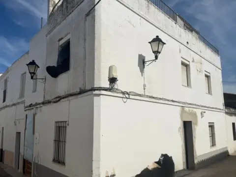 Casa pareada en Plaza de la Magdalena
