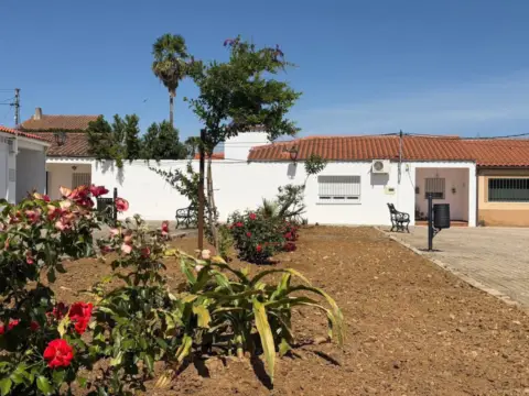 Casa pareada en calle del Olivo