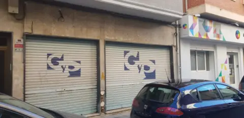 Local comercial en Carrer de Francisco Alonso, 3