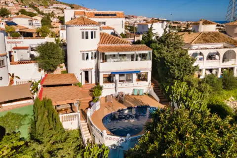 Chalet unifamiliar en calle Central