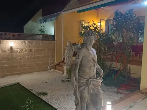 Chalet adosado en calle Joseph Fermín Arraz