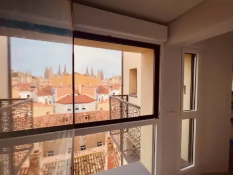 Dúplex en Paseo del Espolón