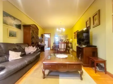 Chalet adosado en calle del Plus Ultra