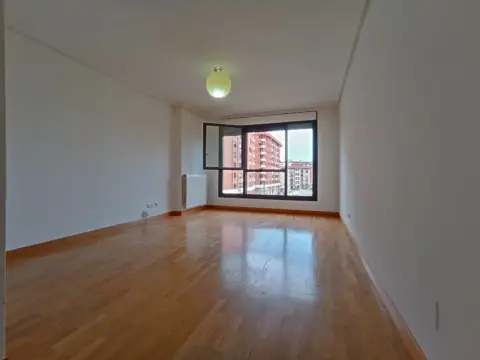 Piso en Plaza del Doctor Emilio Giménez Heras