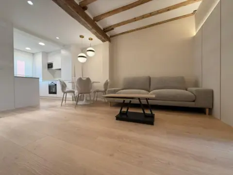 Piso en calle de Briviesca