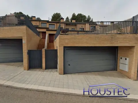 Chalet adosado en Quer