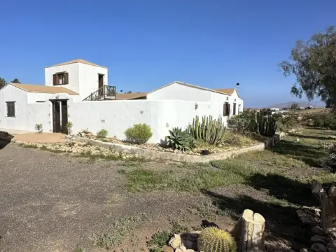 Chalet unifamiliar en calle Poeta Juan Betancor Garcia