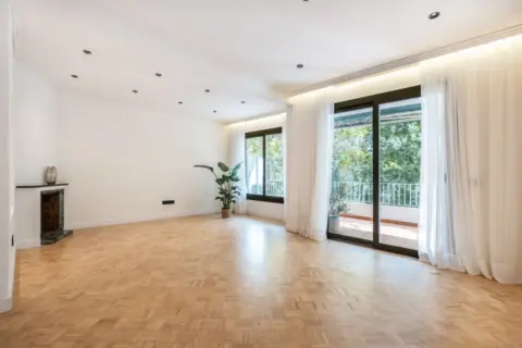 Piso en Carrer d'Enric Granados, 72