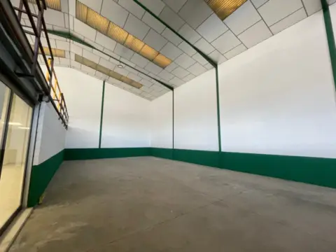 Nave industrial en La Roca del Vallès