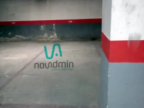 Garage in Carrer de Bobalà, 3