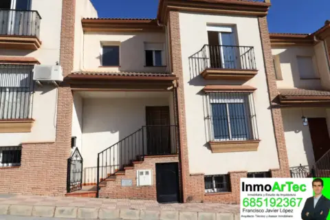 Casa en calle de la Cooperativa, 7