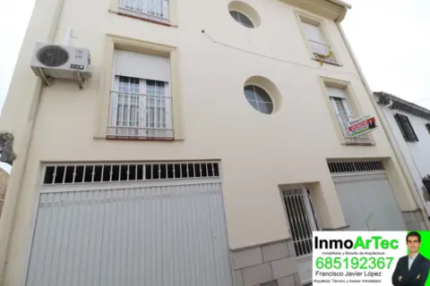 Piso en calle de la Nueva de Illora, 2
