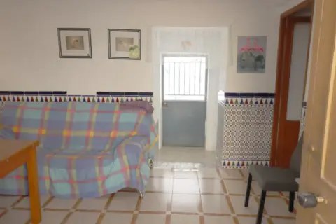 Casa en calle Acera de la Fuente, 6
