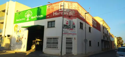 Nave industrial en Avenida del Pilar, 76