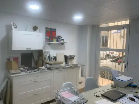 Nave comercial en calle   Caravaca de La Cruz