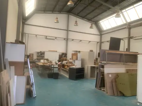 Nave comercial en calle   Caravaca de La Cruz