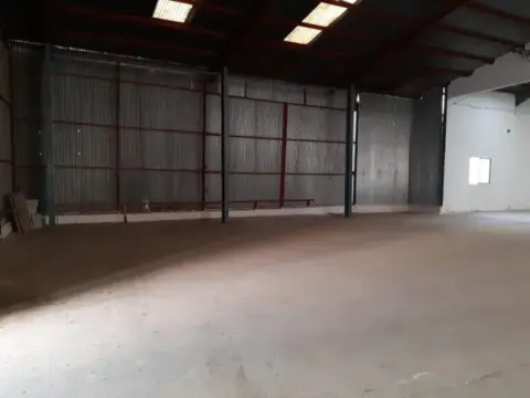 Nave comercial en calle Vereda La Raja