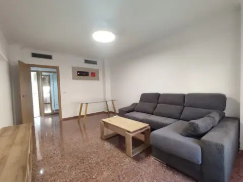 Piso en calle Barranquete