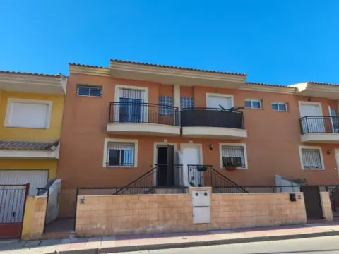 Chalet adosado en calle Tablacho Moreno