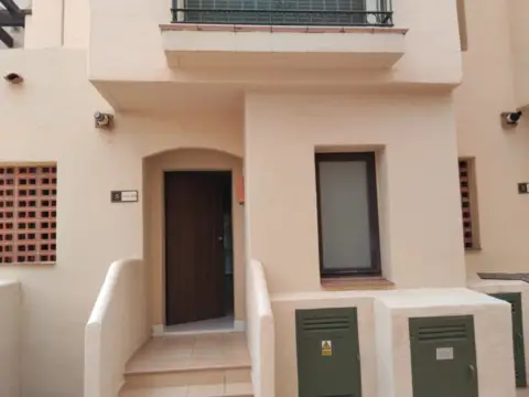 Chalet adosado en calle Cantil, nº 5