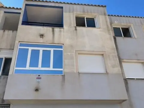 Piso en Avenida de Narciso Yepes