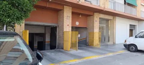 Garaje en calle de Tomás de Villarroya