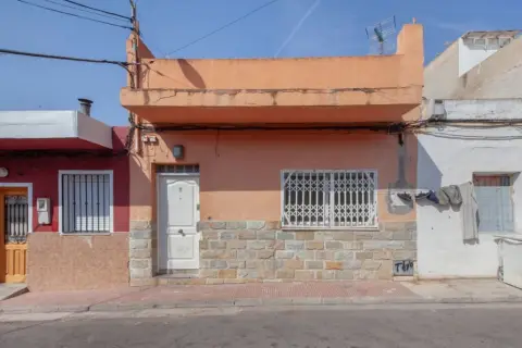Casa en Carrer de Ruben Darío