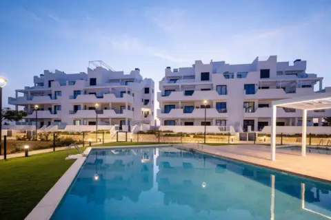 Apartamento en Avenida Manuel Frutos Llamazares