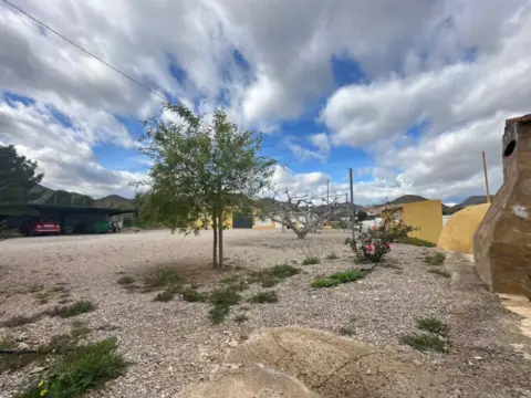 Finca rústica en Vía Rm D14