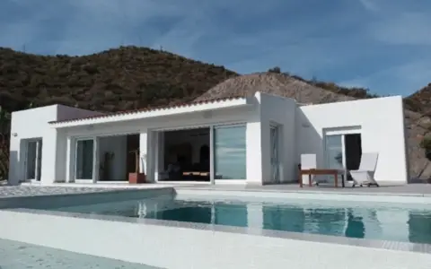 Chalet en Los Geráneos