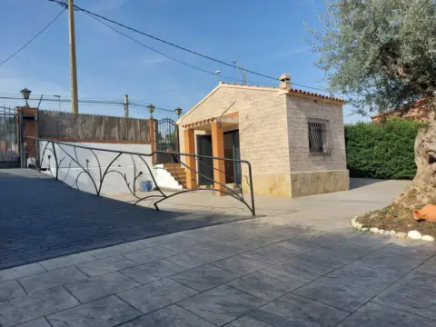 Terreno en Avinguda de Can Sucarrats, 35