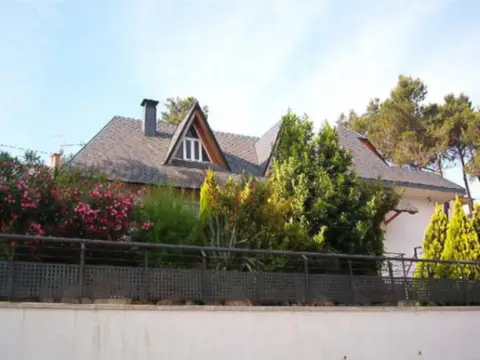 Chalet unifamiliar en Carrer de Català Aguilera