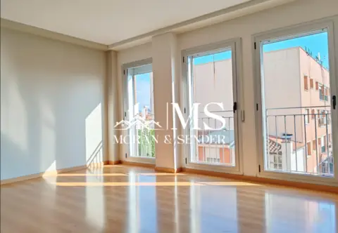 Dúplex en Avinguda de Can Baixeres