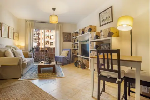 Piso en Carrer de Lumière