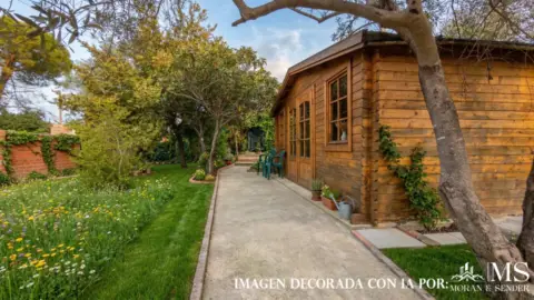 Chalet unifamiliar en Carrer de Jacinto Benavente