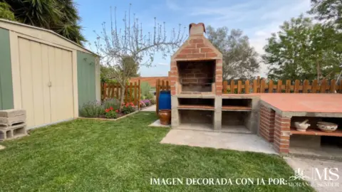 Chalet unifamiliar en Carrer de Jacinto Benavente