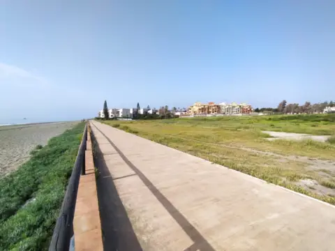 Piso en calle de Conjunto Residencial Chullera