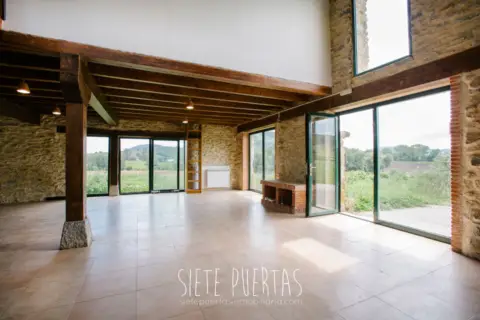 Casa rústica en calle Solorga
