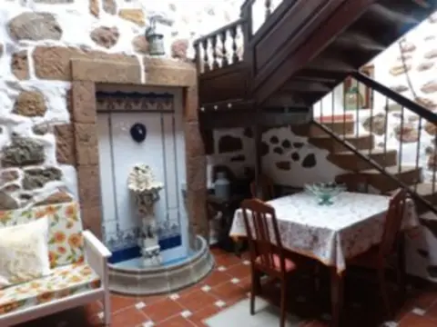 Casa en calle de la Escuela, 6