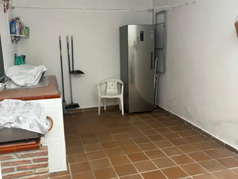 Chalet adosado en calle del Topacio