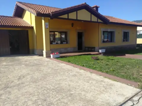 Chalet unifamiliar en Carretera Villalazara -Crucero