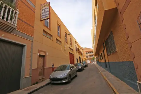 Nave comercial en calle del Campoy