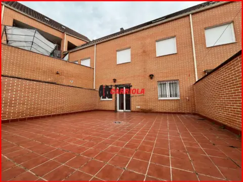 Piso en La Torre de Esteban Hambrán